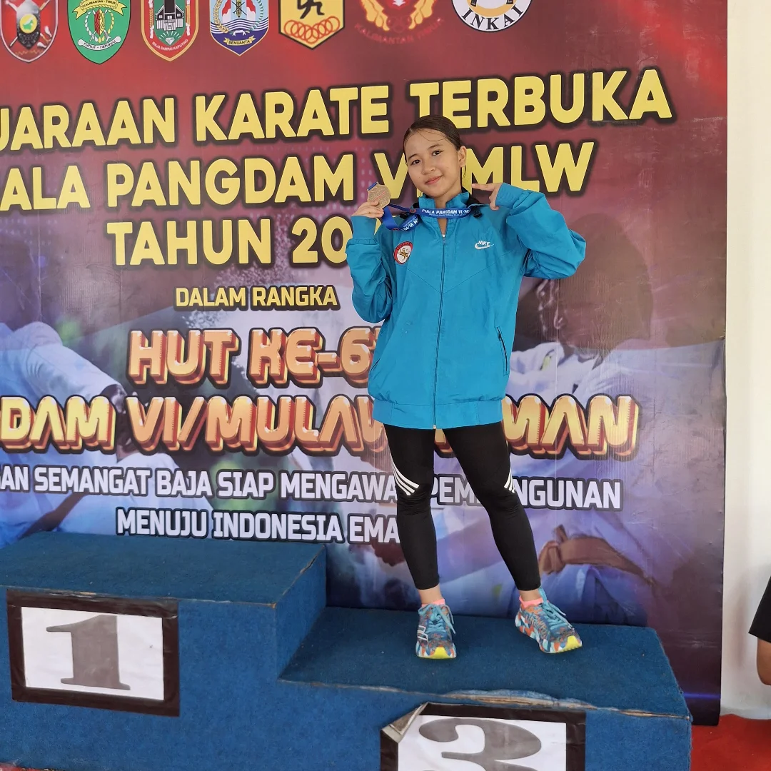 Juara 3 Kata Perorangan Putri