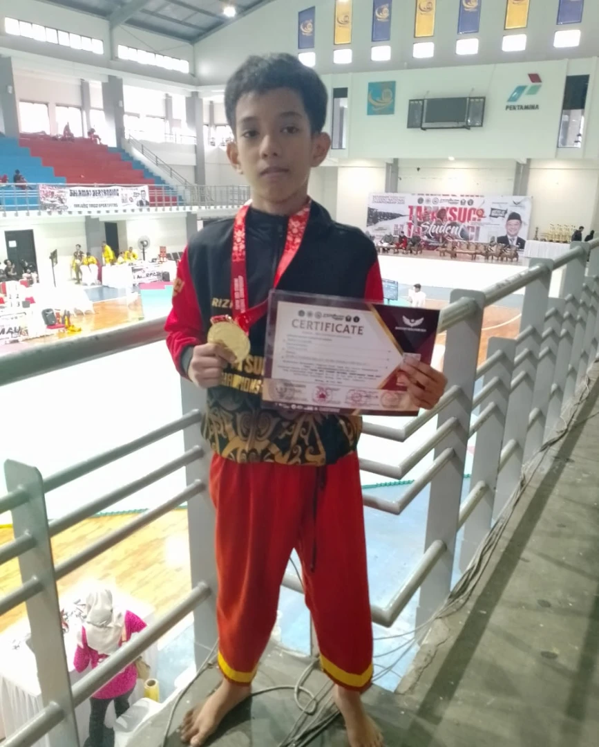 Juara 1